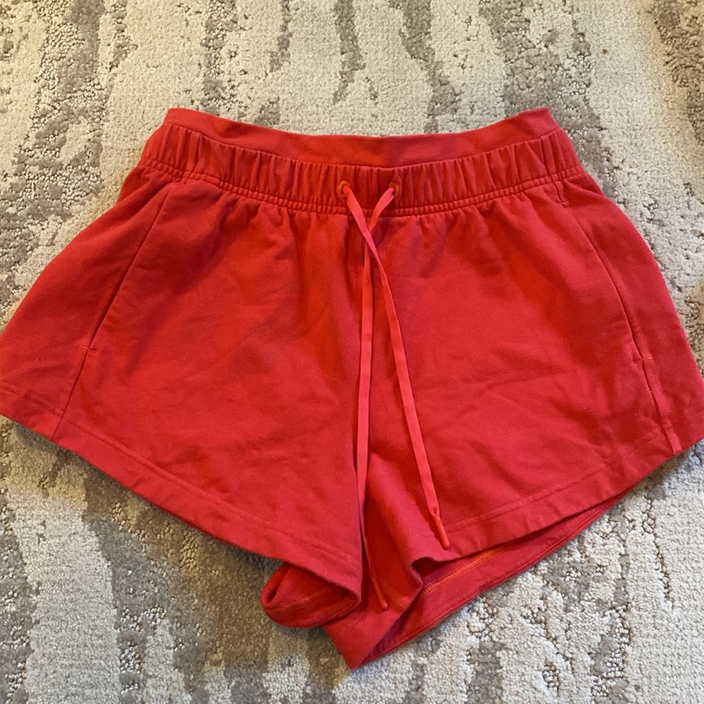 Lululemon Inner Glow High Rise Short 3 inches - Picture 4 of 4